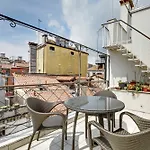Rialto Bridge Penthouse With Terraces