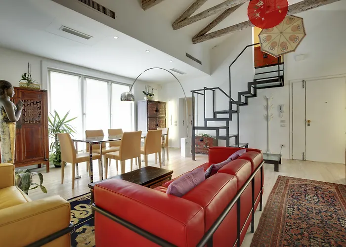 Rialto Bridge Penthouse With Terraces